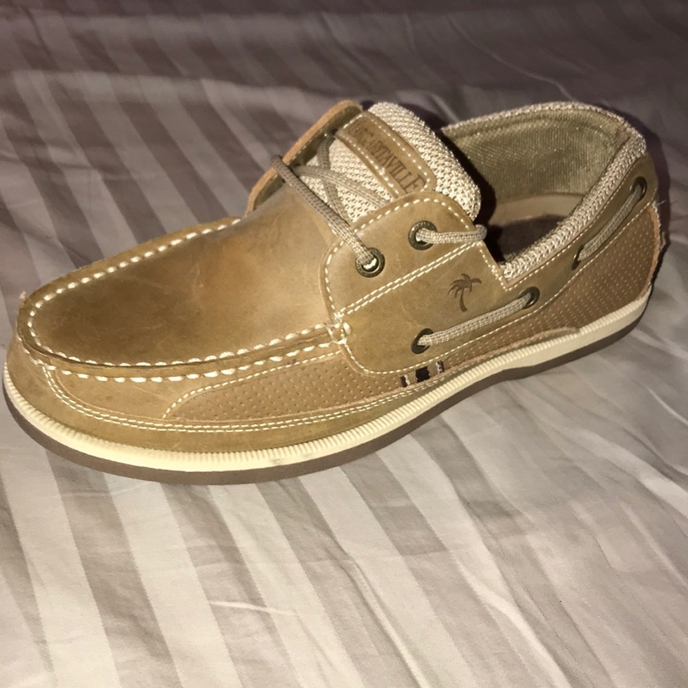 Size 8.5 lightly used margaritaville deck shoes